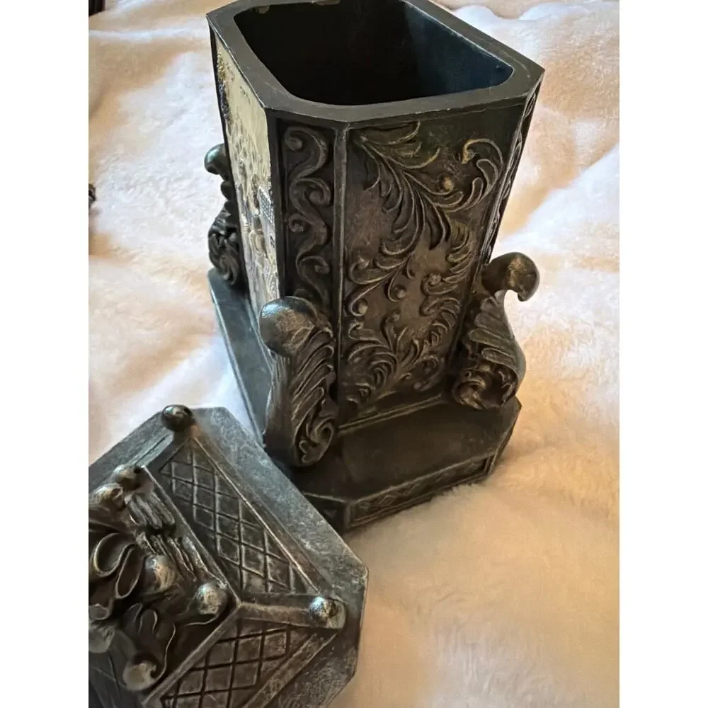 Ornate Victorian Style Desk Set 3pc Decor Courting Couple Relief Bookends Box